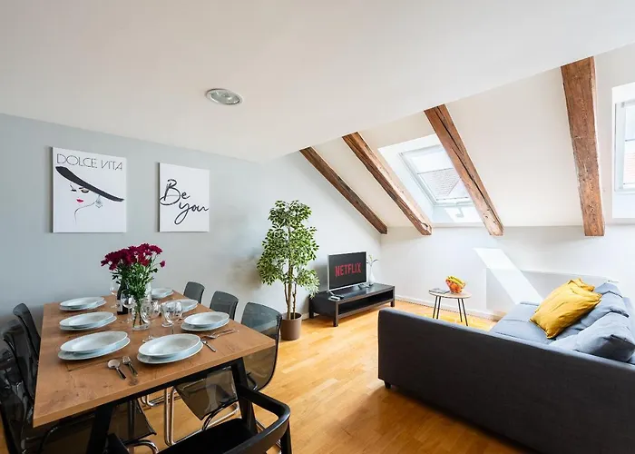 Duplex With Ac In Center Lägenhet *