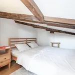 Apartment Duplex With Ac In Center *