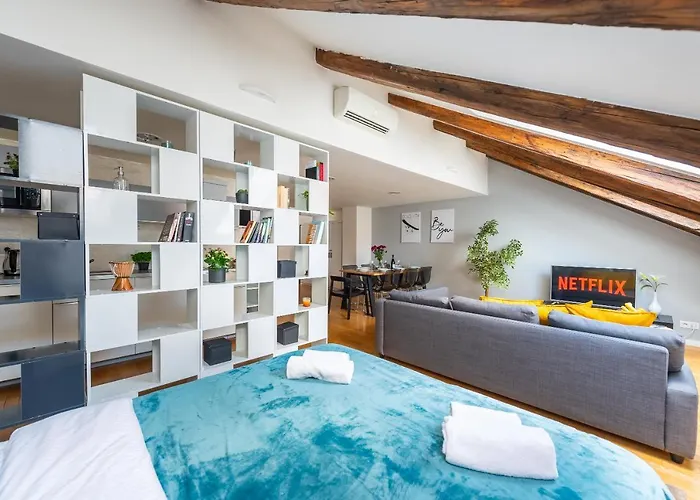 Апартаменты Duplex With Ac In Center Прага