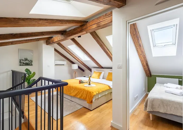 Duplex With Ac In Center Апартаменты Прага
